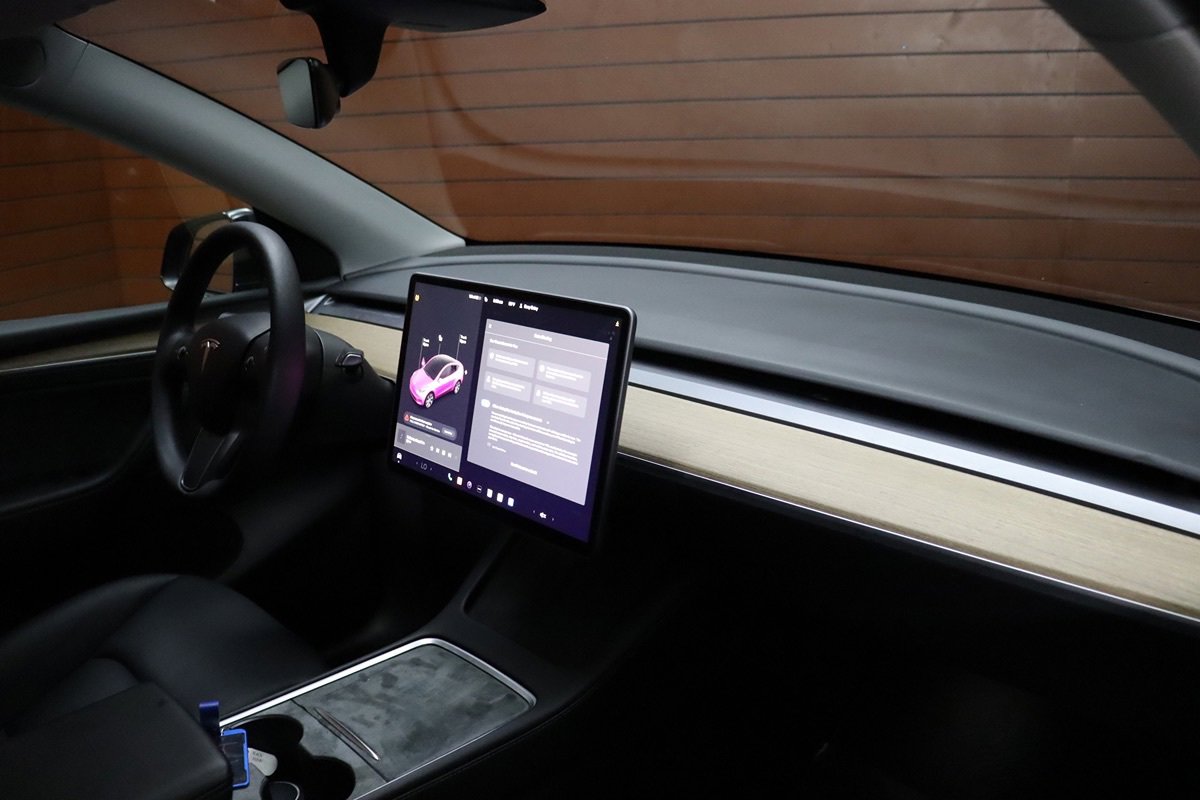 Used 2022 Tesla Model Y Long Range AWD/4WD image 51