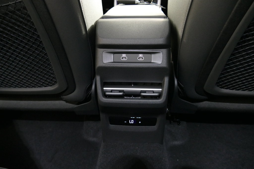 New 2026 Audi Q3 quattro 2.0T AWD/4WD image 26