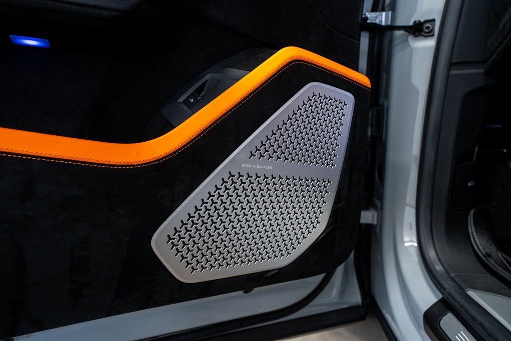 Used 2024 Lamborghini Urus Performante image 37