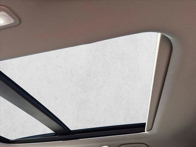 Certified 2025 Honda Pilot Touring image 20