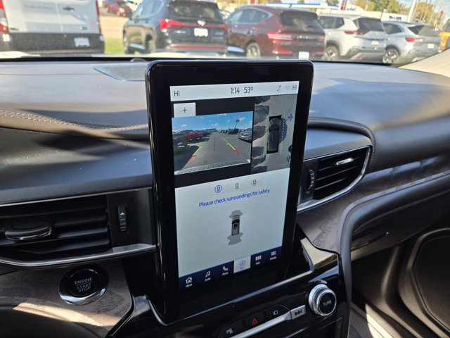 Used 2022 Ford Explorer Platinum w/ Equipment Group 601A image 10