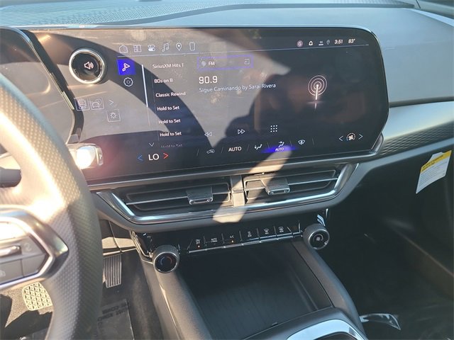 New 2026 Chevrolet Equinox EV LT image 29