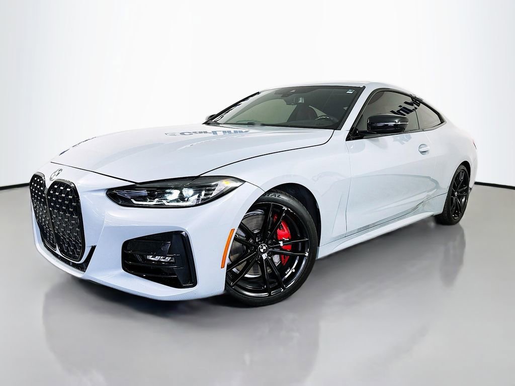 Used 2022 BMW 430i Coupe w/ M Sport Package image 3
