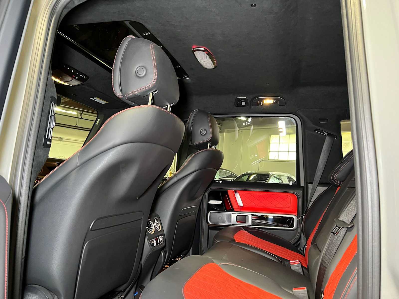 Used 2025 Mercedes-Benz G 63 AMG 4MATIC image 21