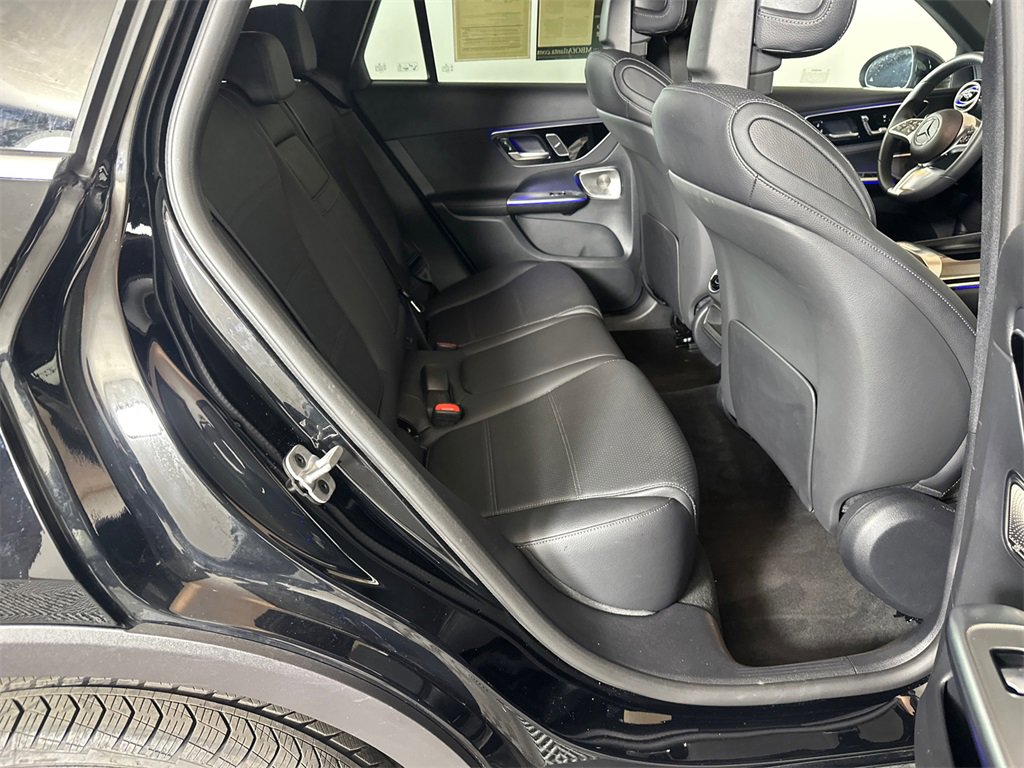 Certified 2025 Mercedes-Benz GLC 300 image 17