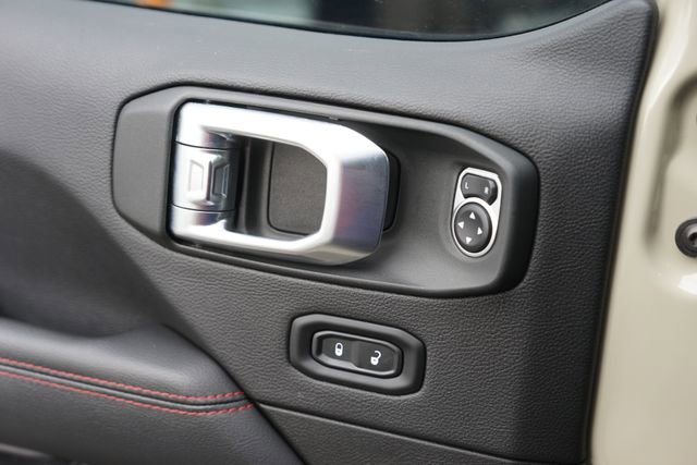 Used 2022 Jeep Gladiator Rubicon w/ LED Lighting Group AWD/4WD image 29