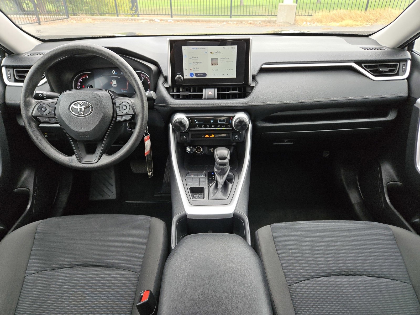 Used 2024 Toyota RAV4 LE image 11