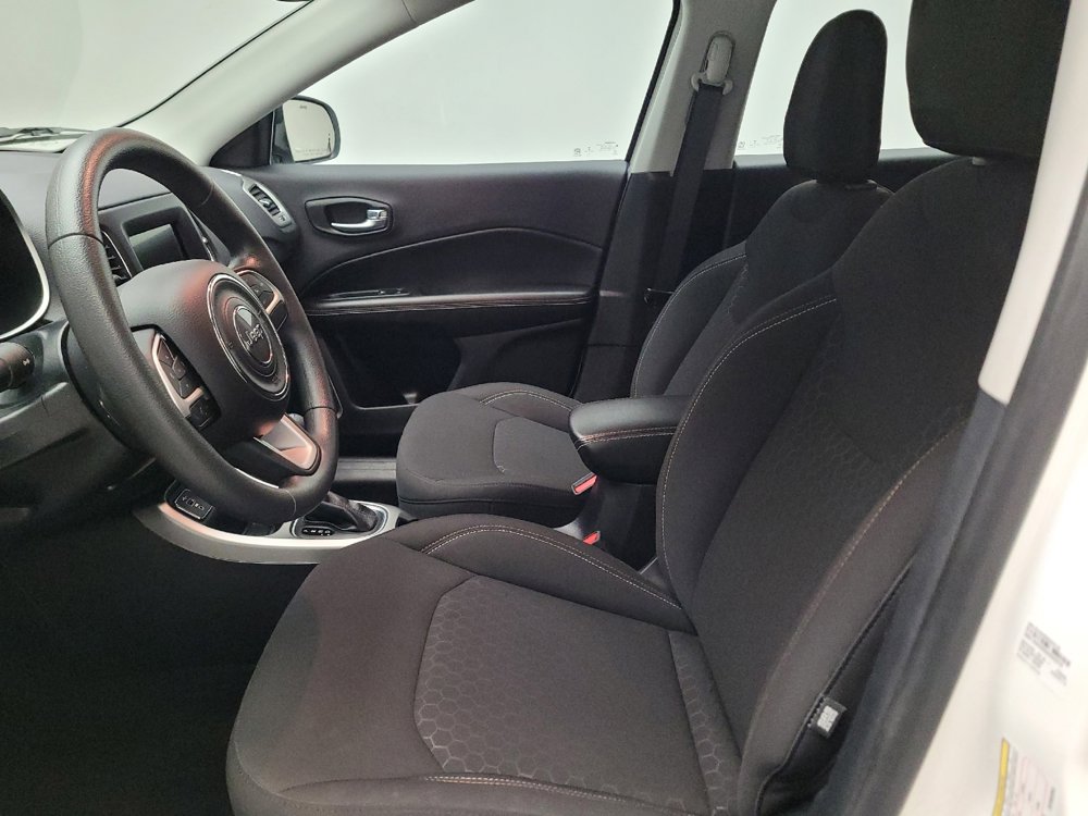 Used 2021 Jeep Compass Sport image 17