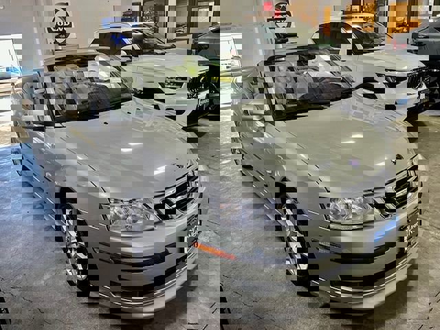 Used 2005 Saab 9-3 Aero image 4