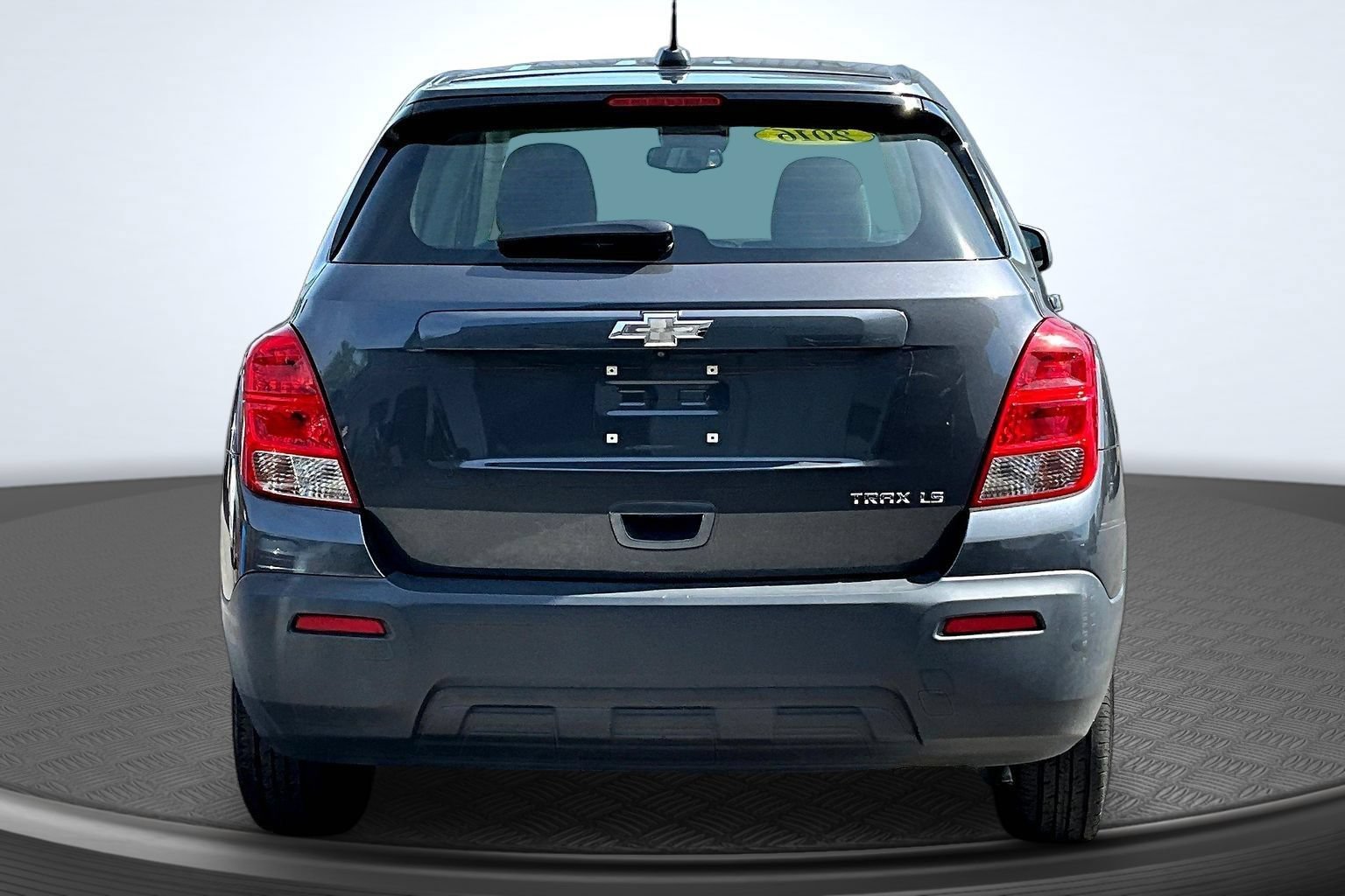 Used 2016 Chevrolet Trax LS FWD image 3