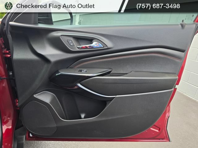 Used 2024 Chevrolet Trax RS w/ Sunroof Package FWD image 43