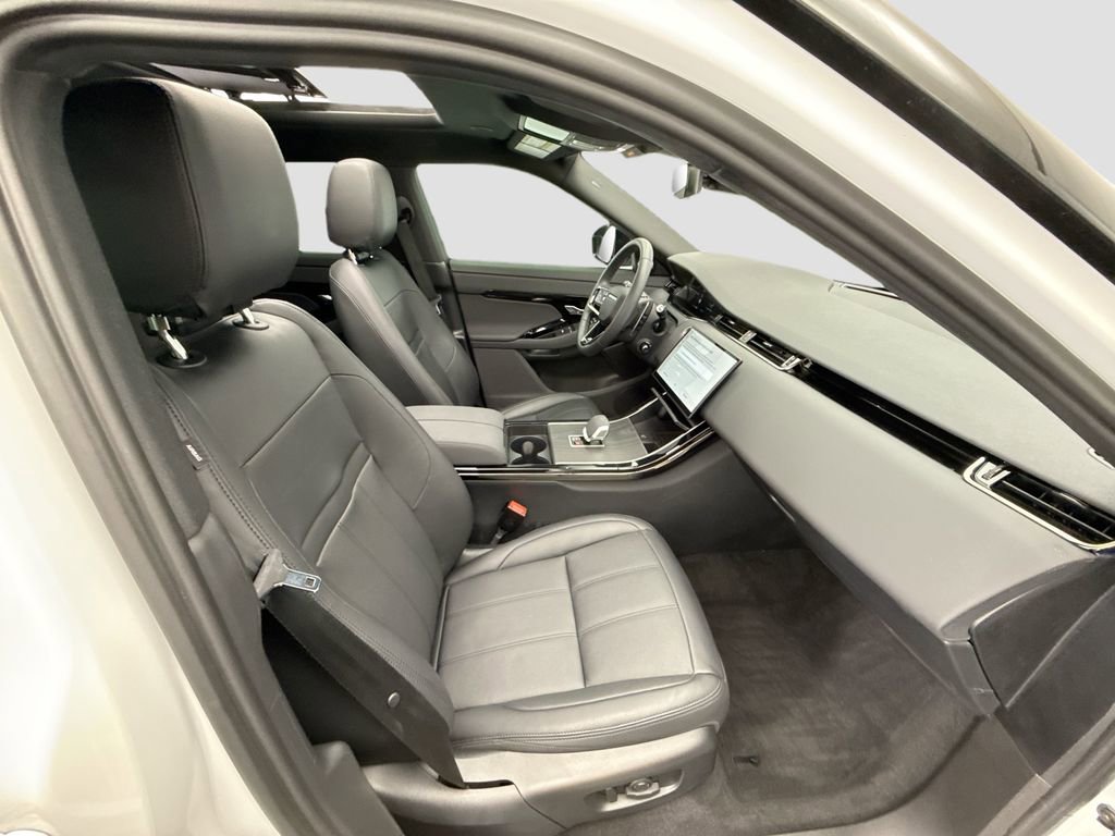 Certified 2025 Land Rover Range Rover Evoque S image 19