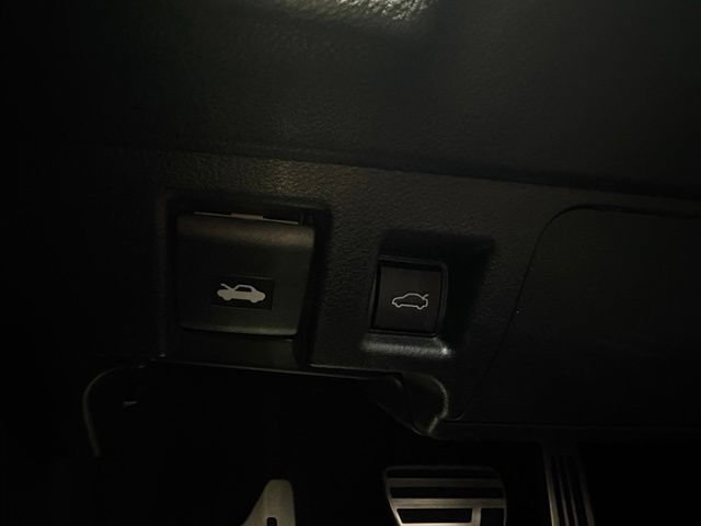Used 2022 Lexus IS 350 F Sport RWD image 34