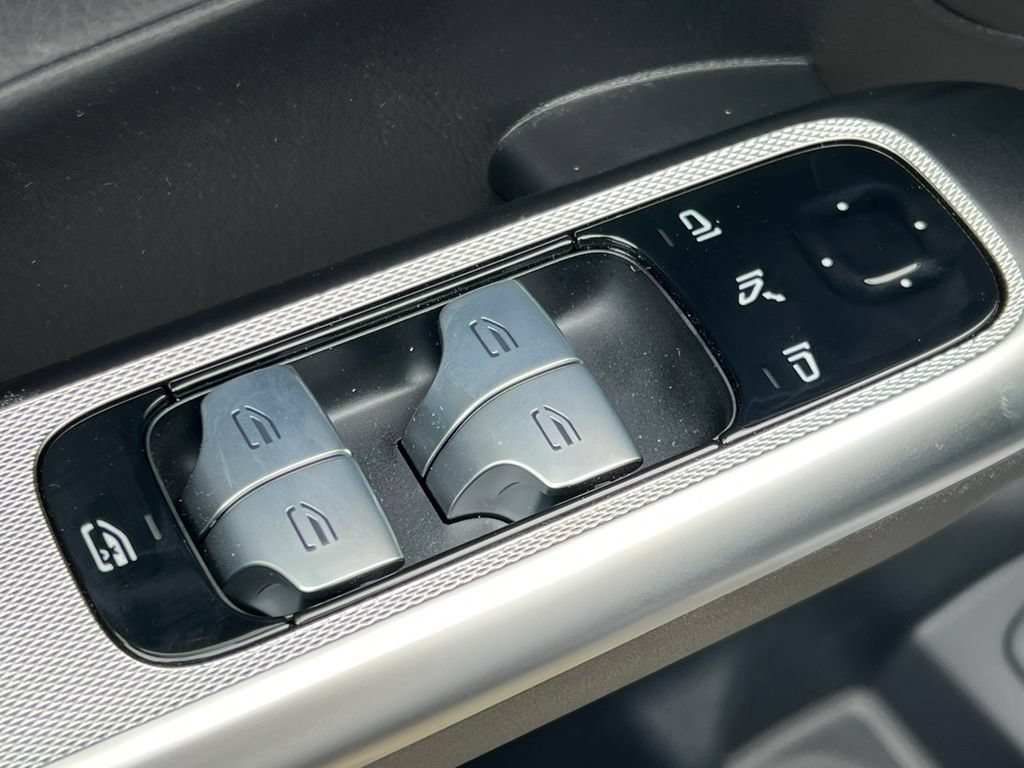 New 2027 Mercedes-Benz GLC 300 4MATIC image 16