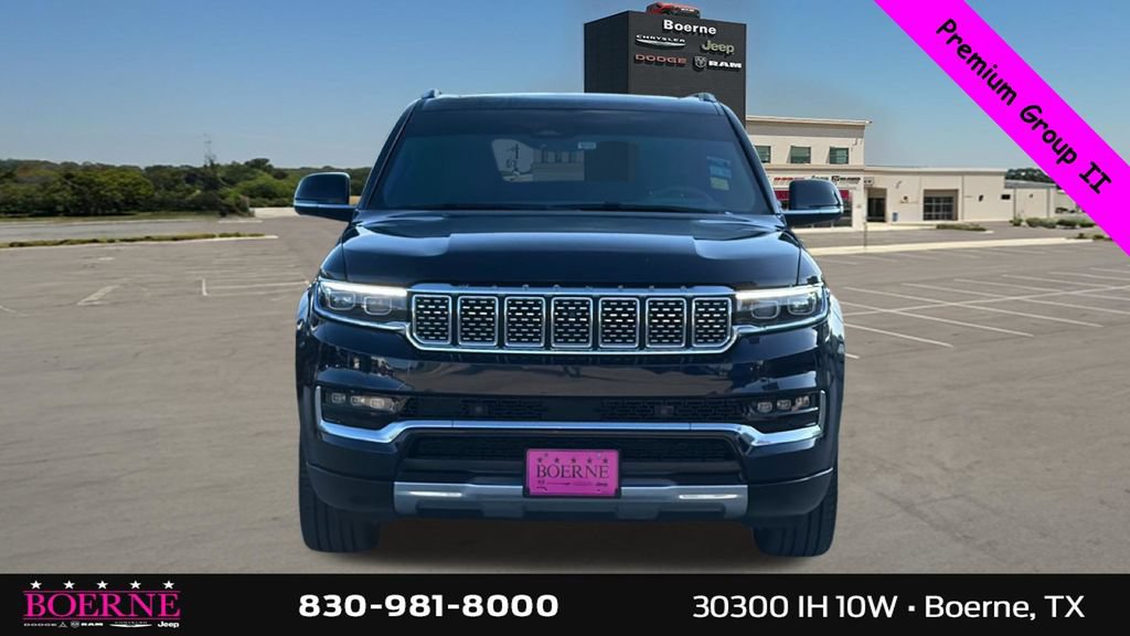 Used 2023 Jeep Grand Wagoneer L Series II w/ Premium Group II AWD/4WD image 8