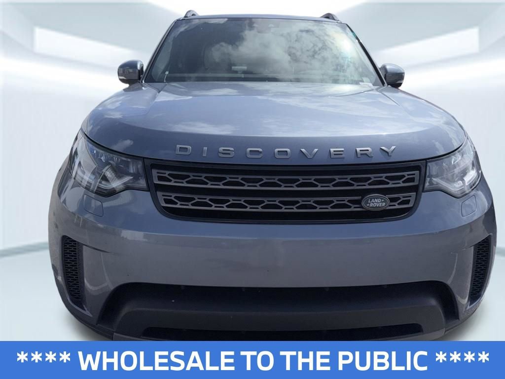 Used 2018 Land Rover Discovery SE AWD/4WD image 2