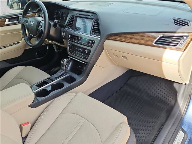 Used 2017 Hyundai Sonata Limited w/ Tech Package 03 image 23