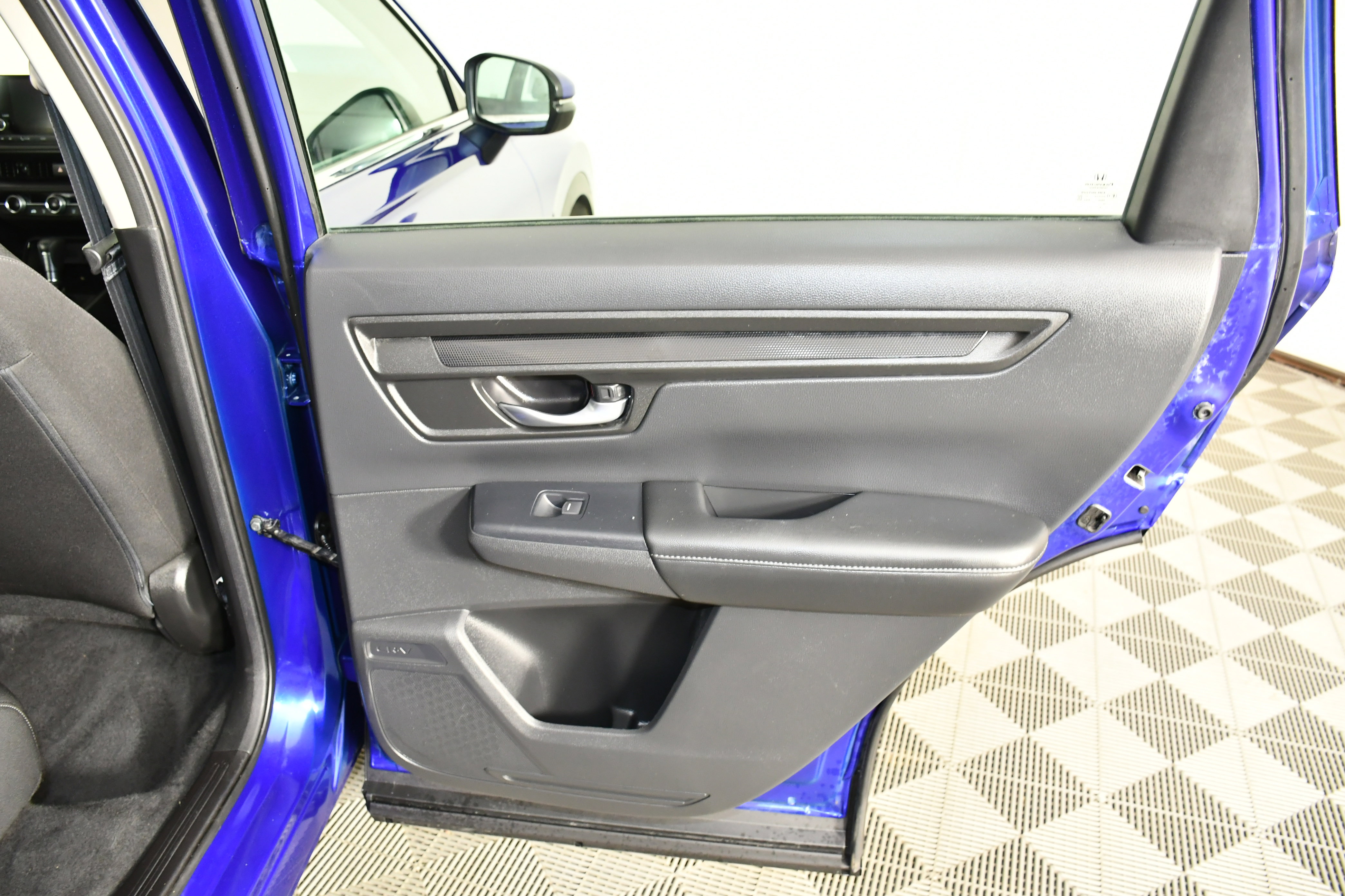 Certified 2023 Honda CR-V LX image 41