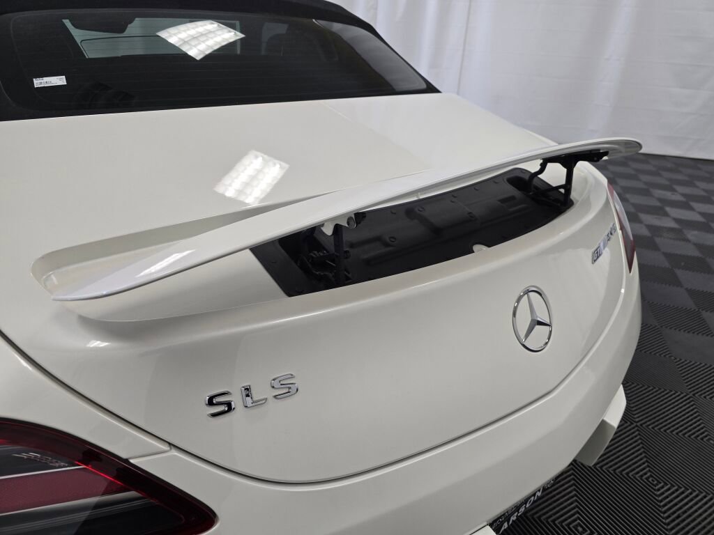 Used 2012 Mercedes-Benz SLS AMG Roadster image 29