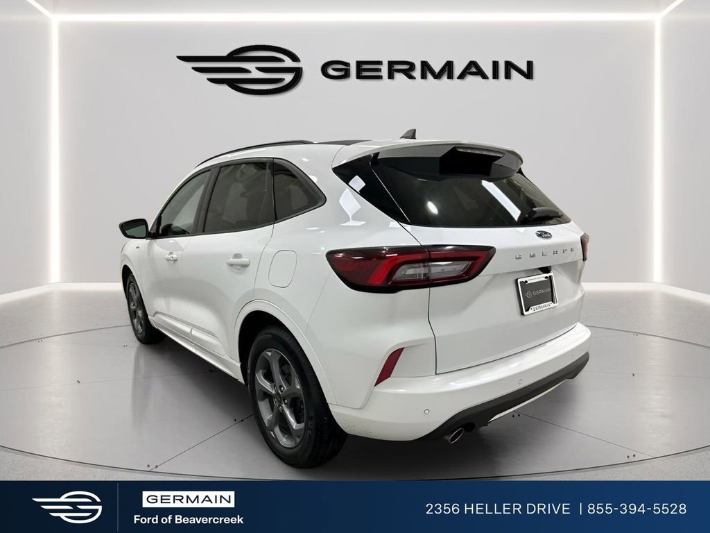 Used 2023 Ford Escape ST-Line w/ Tech Pack #1 image 4