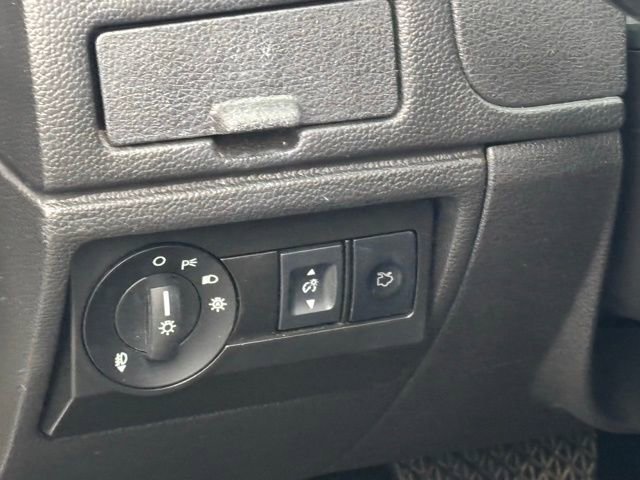 Used 2012 Ford Fusion SE FWD image 13