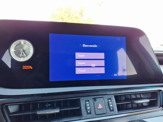 Used 2023 Lexus ES 250 w/ Premium Package image 23