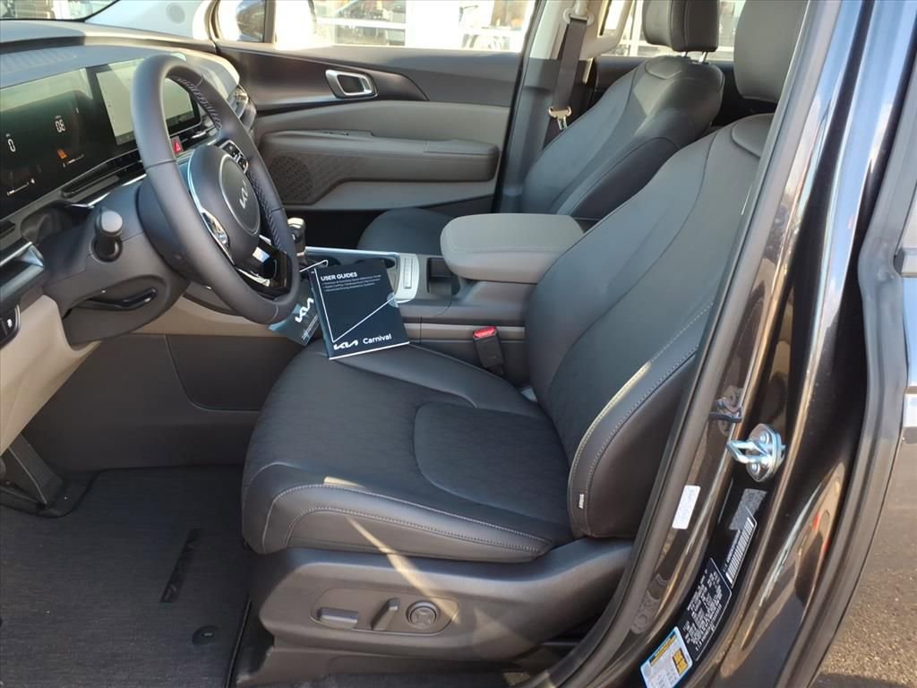 New 2026 Kia Carnival image 12