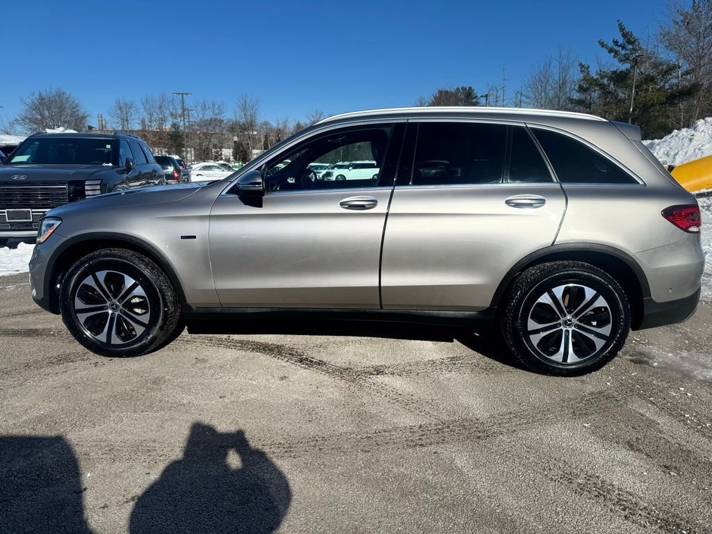 Used 2020 Mercedes-Benz GLC 350e 4MATIC image 2