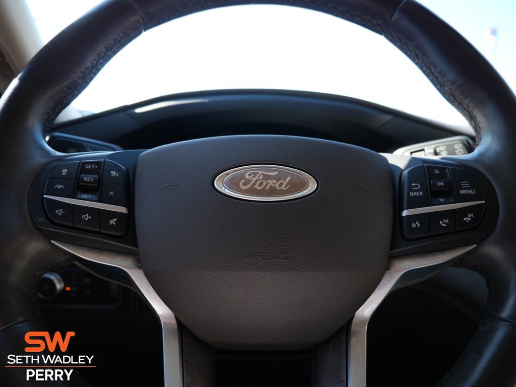 Certified 2020 Ford Explorer Platinum w/ Premium Technology Package image 21