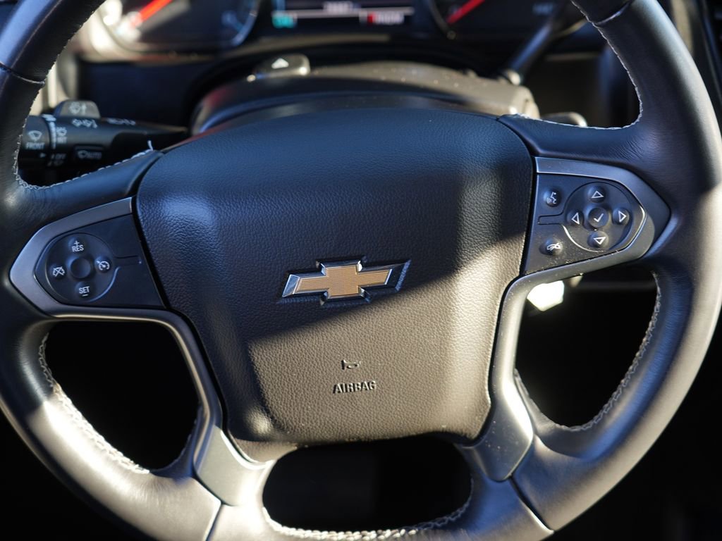 Used 2016 Chevrolet Suburban LS image 24