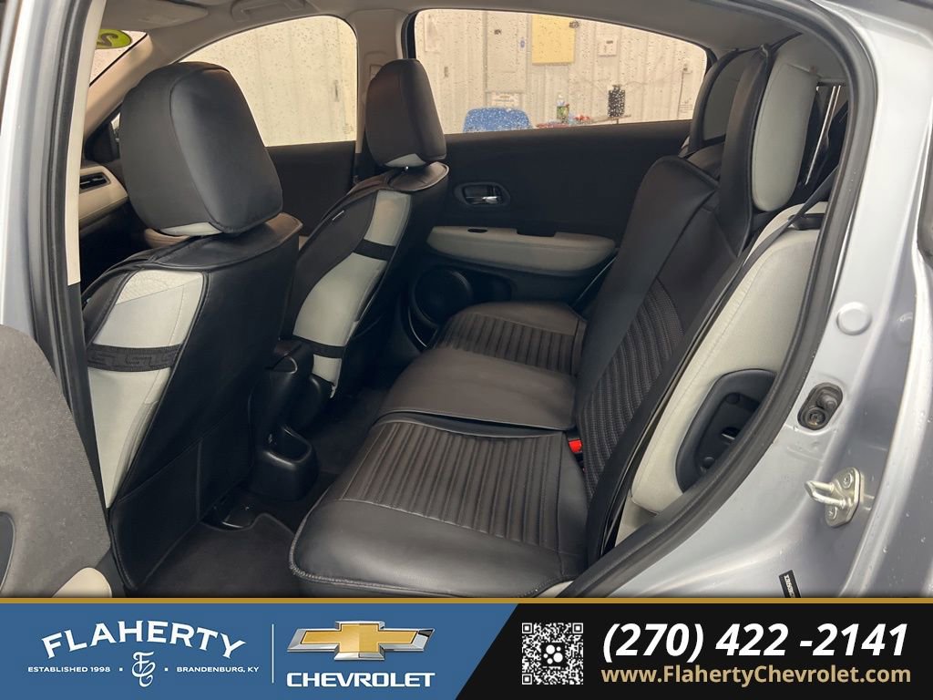 Used 2019 Honda HR-V LX image 11