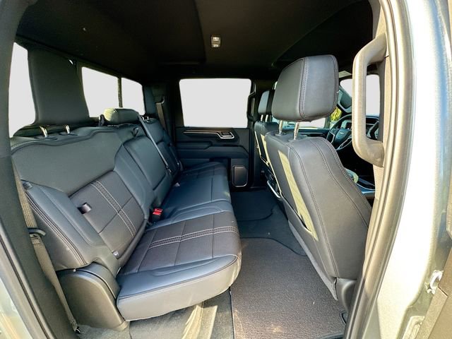 Used 2025 Chevrolet Silverado 2500 High Country image 28