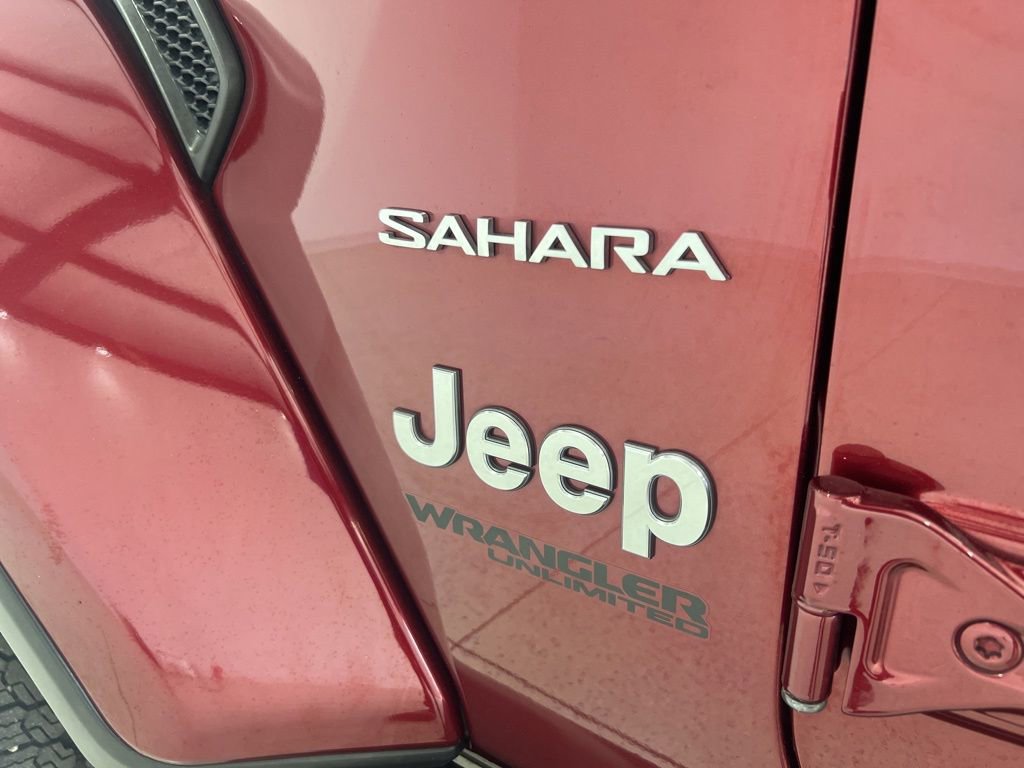 Used 2021 Jeep Wrangler Unlimited Sahara AWD/4WD image 29