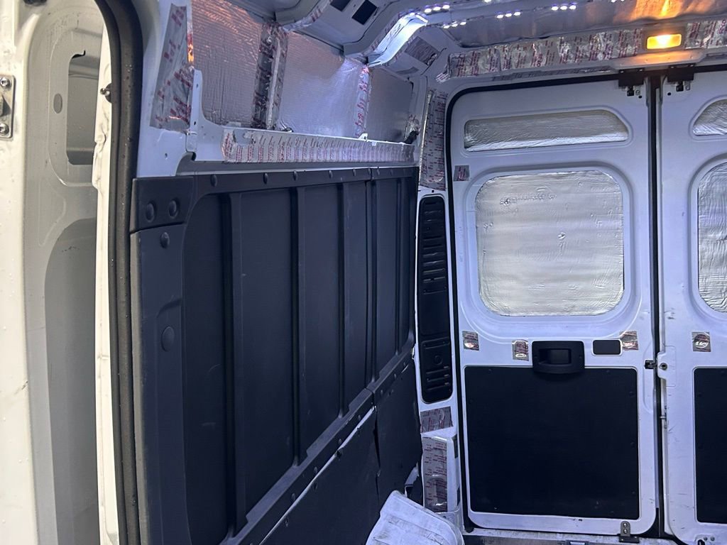 Used 2023 RAM ProMaster 2500 image 12
