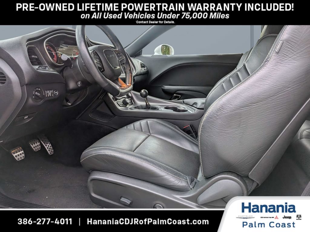 Used 2016 Dodge Challenger SRT Hellcat RWD image 15