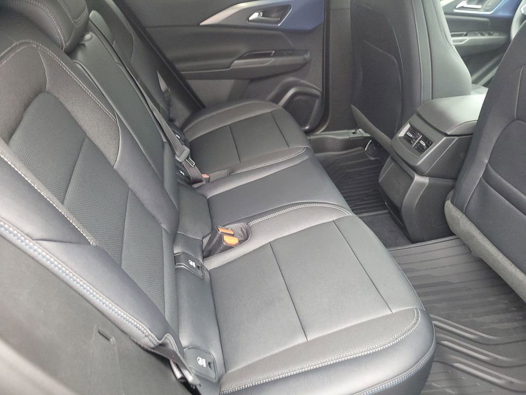 New 2026 Chevrolet Equinox EV LT image 26