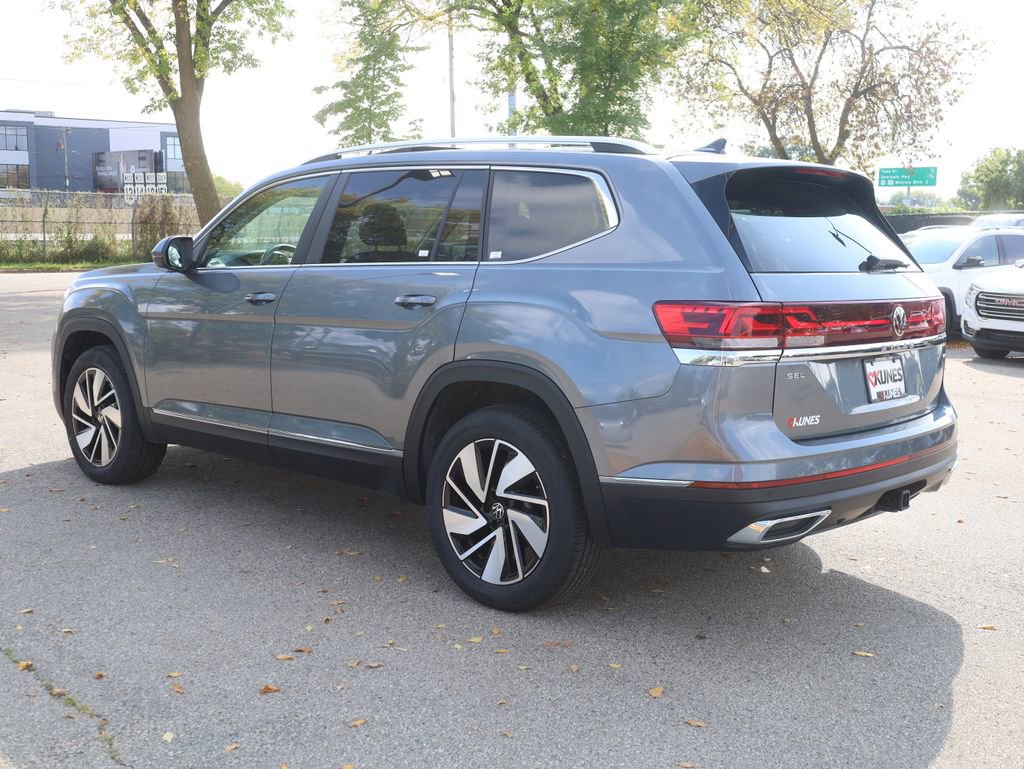 Used 2025 Volkswagen Atlas SEL image 7
