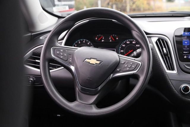 Used 2024 Chevrolet Malibu LT image 21