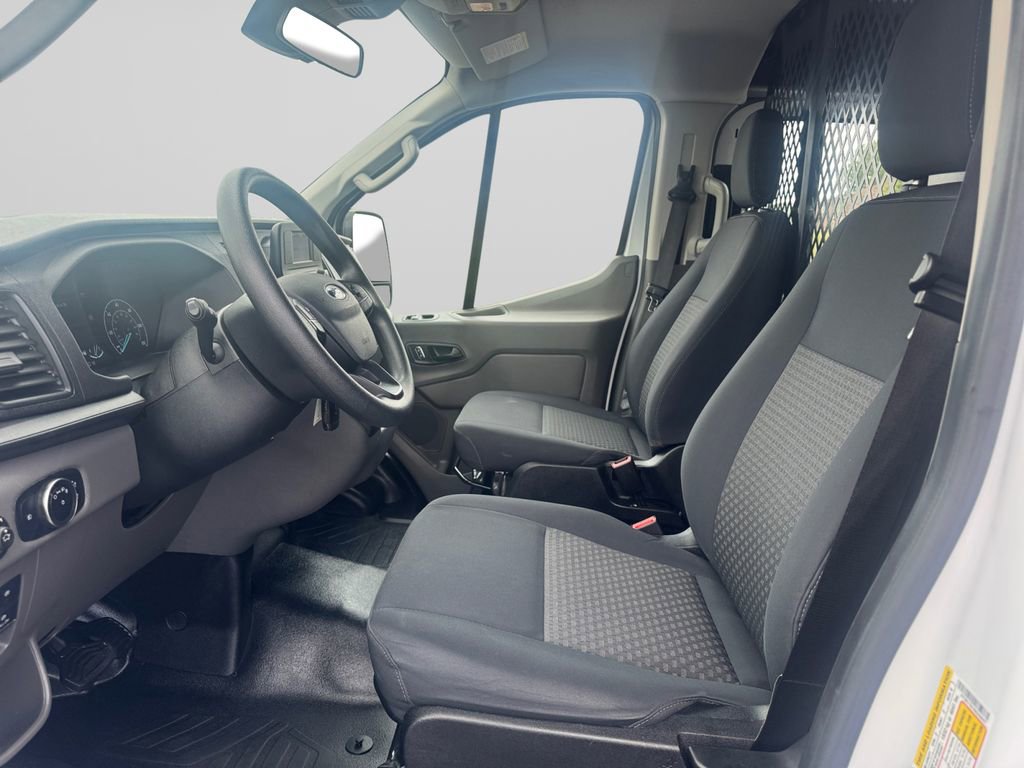 Used 2024 Ford Transit 250 Low Roof w/ Exterior Upgrade Package image 10