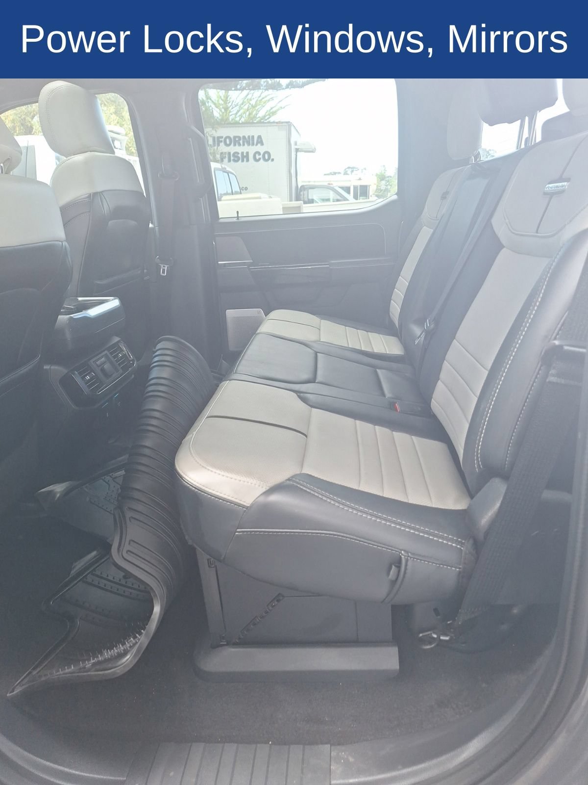 Used 2023 Ford F150 Lightning Platinum AWD/4WD image 19