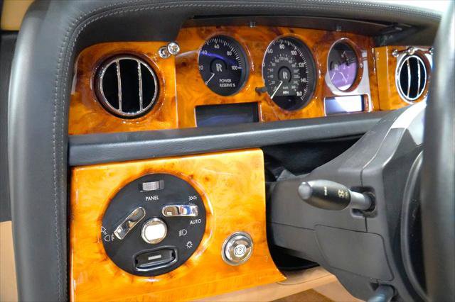 Used 2009 Rolls-Royce Phantom Sedan image 24