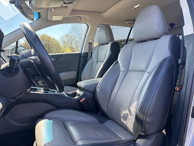 Used 2022 Subaru Outback Limited image 8