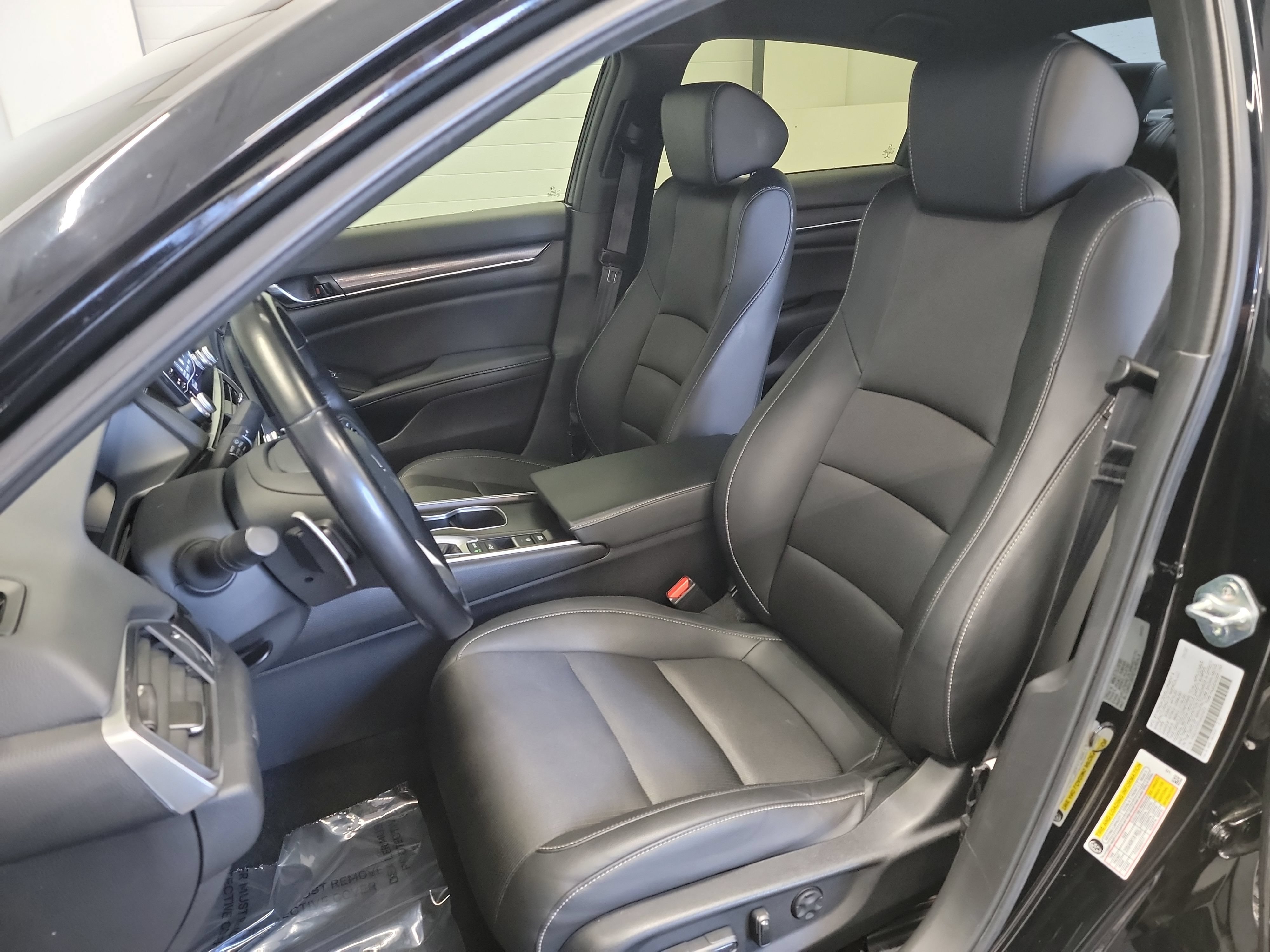 Used 2022 Honda Accord Sport image 12