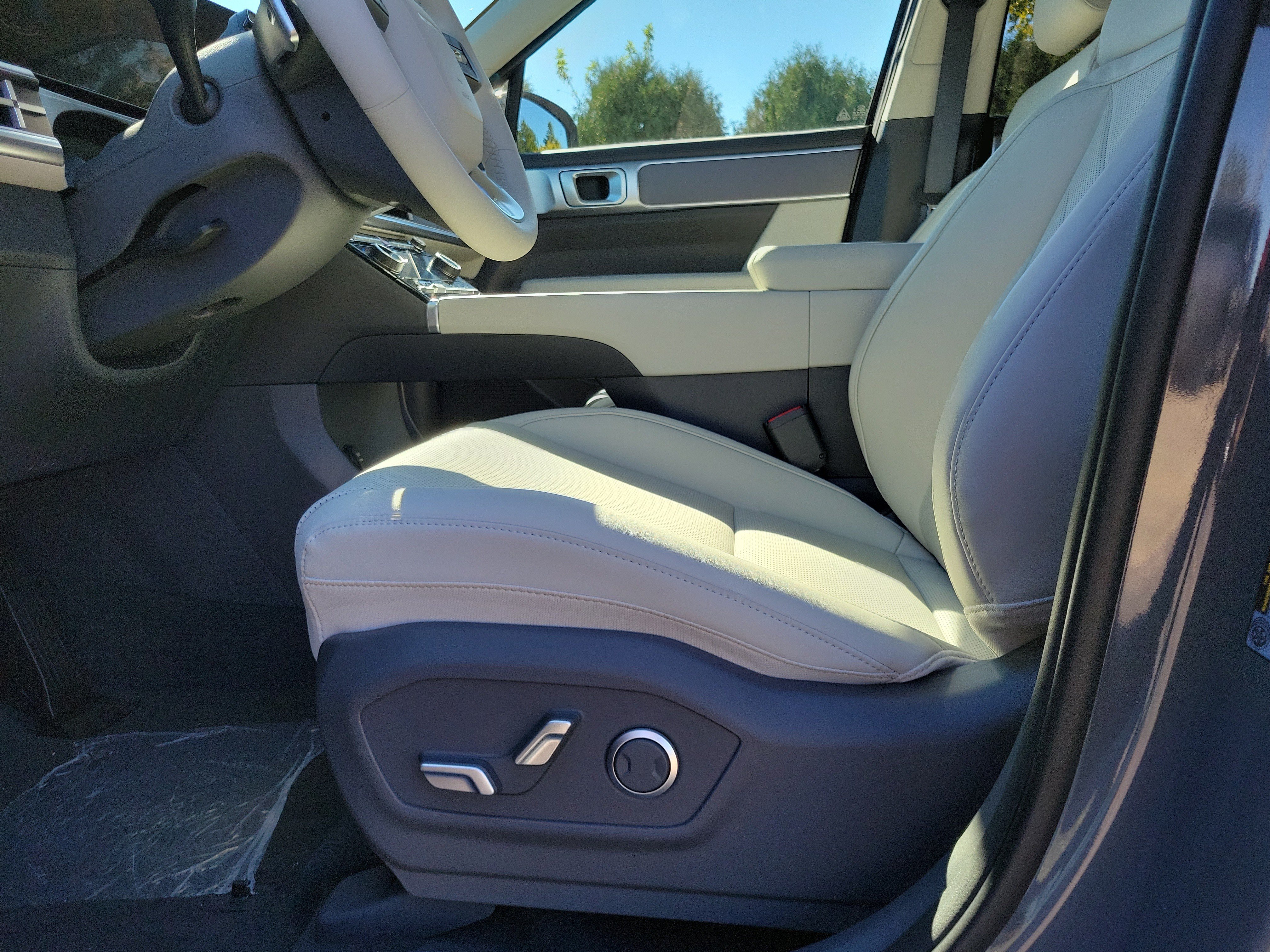 New 2027 Hyundai Santa Fe SEL AWD/4WD image 16