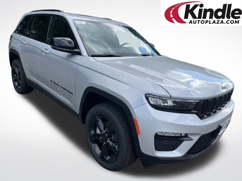 New 2025 Jeep Grand Cherokee Limited w/ Black Appearance Package image 1