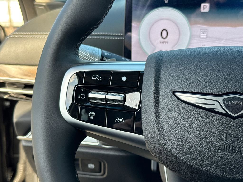 Used 2025 Genesis GV80 2.5T Select image 25