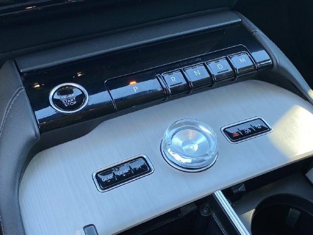 Used 2025 Lincoln Navigator L Reserve AWD/4WD image 28