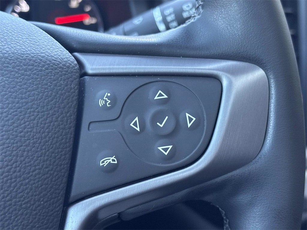 Used 2023 GMC Acadia AT4 w/ Technology Package image 30