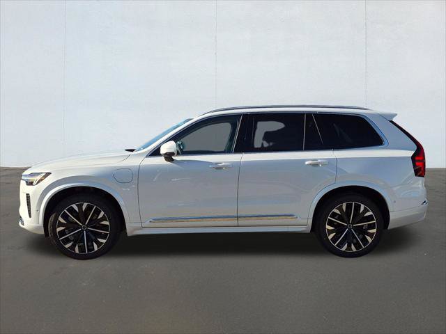 New 2026 Volvo XC90 T8 Plus w/ Protection Package AWD/4WD image 3