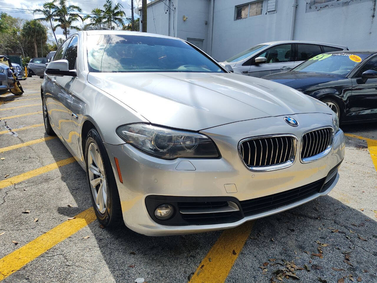 Used 2016 BMW 528i Sedan RWD image 16